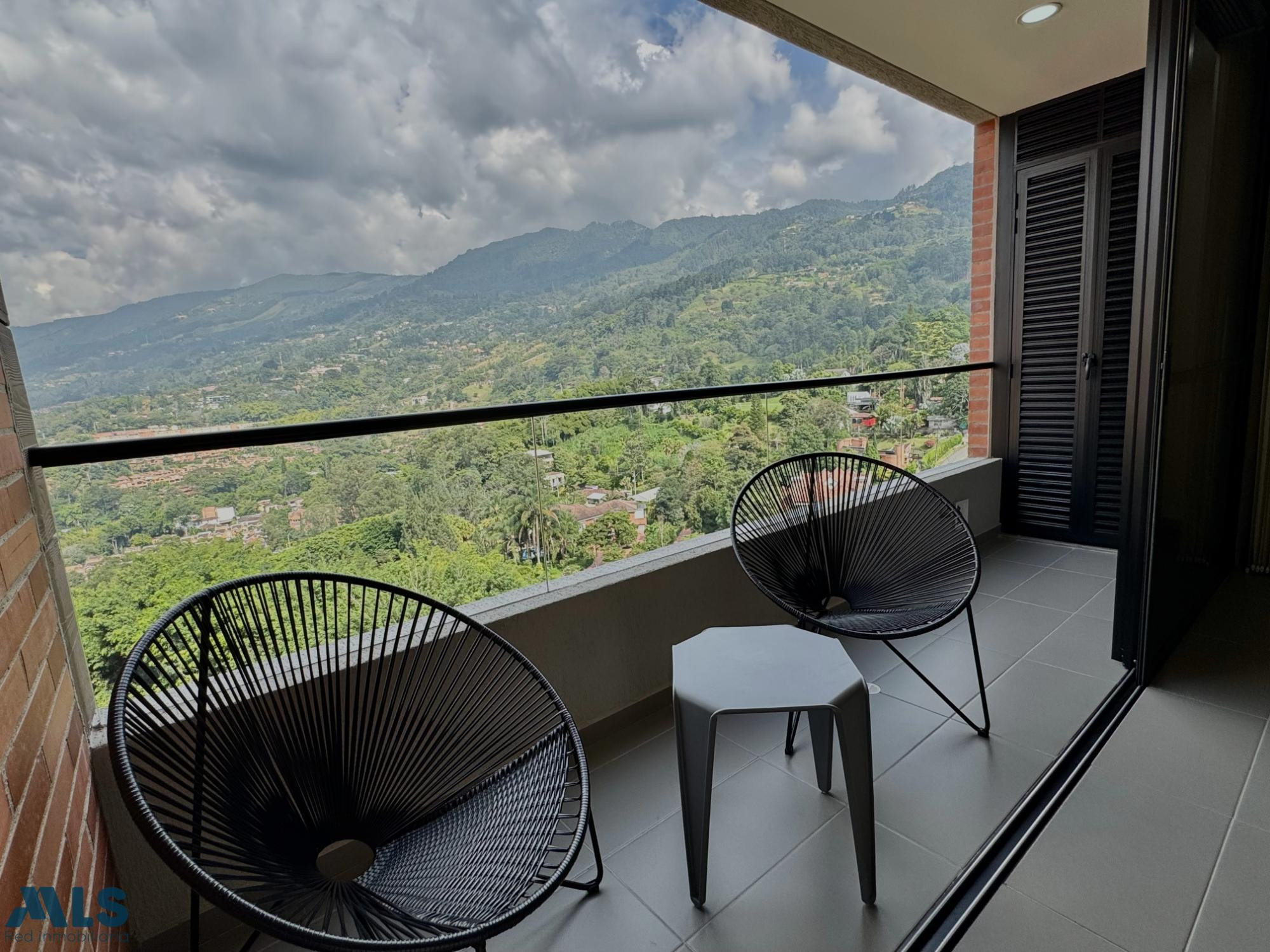 hermoso apartamento en la loma de las brujas envigado - loma de las brujas