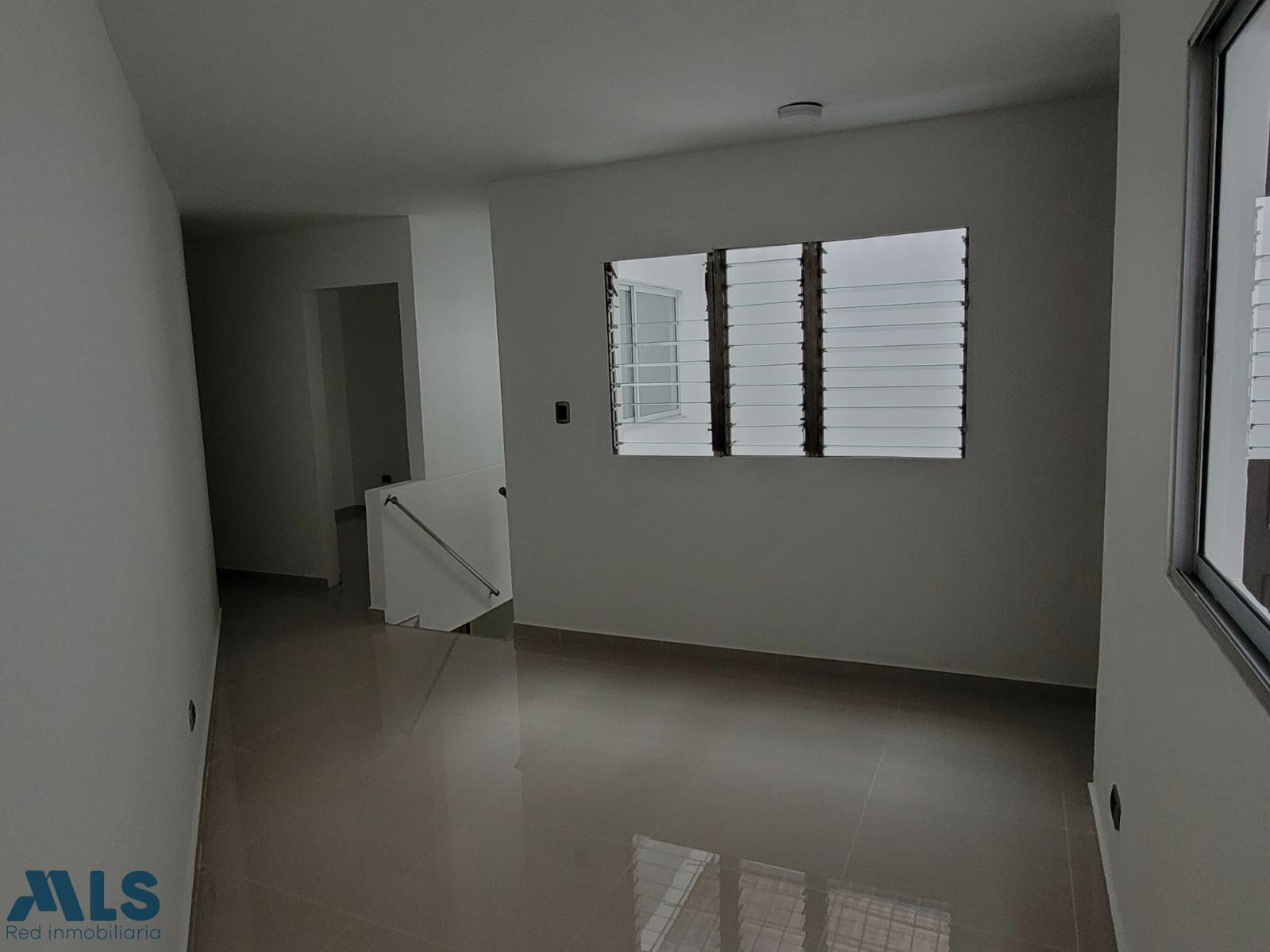 Casa en Villa Hermosa, Cerca al Metroplus medellin - villa hermosa