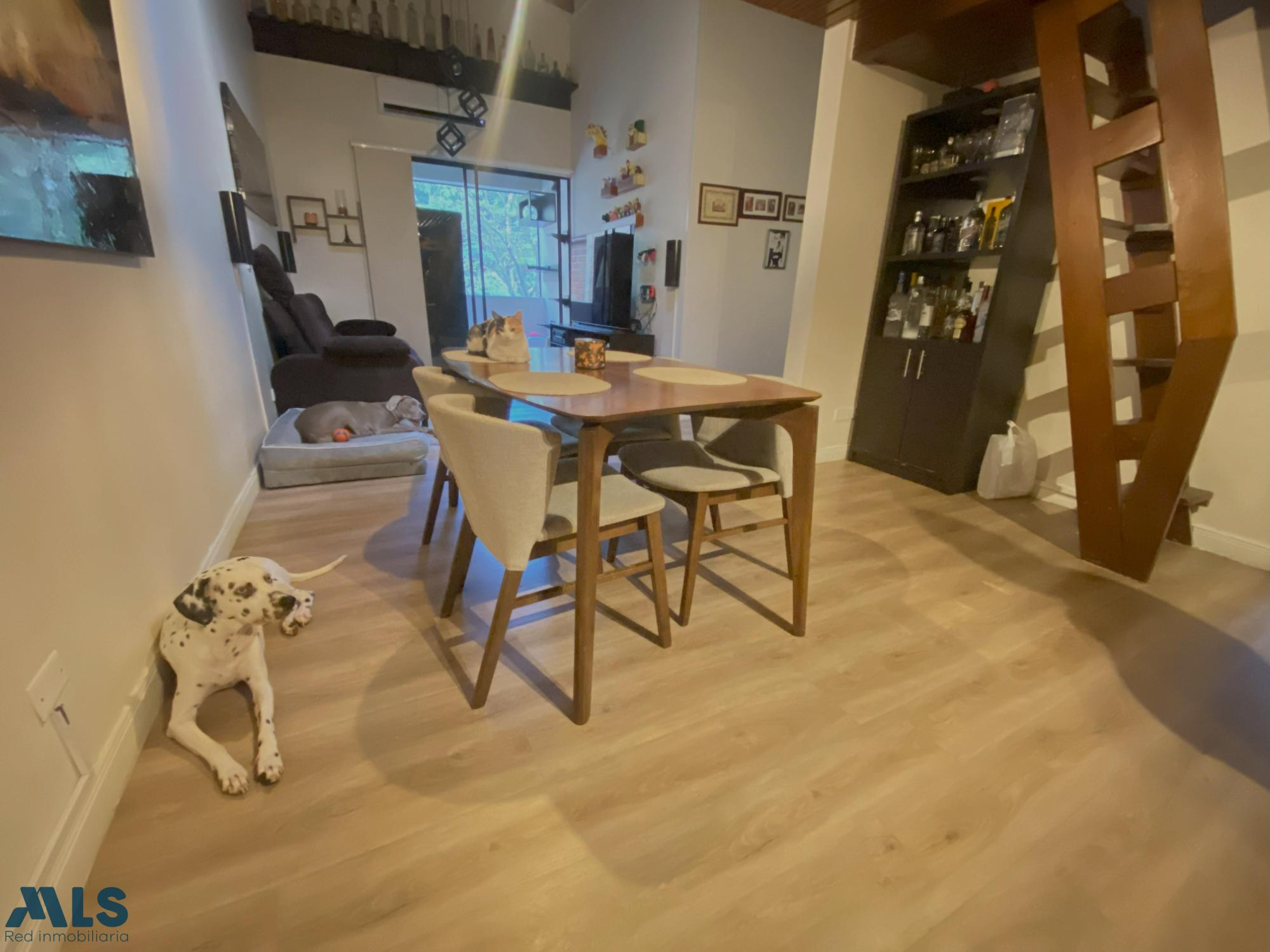 APARTAMENTO EN ZONA PLANA DE ENVIGADO, CERCA A LA AV LAS VEGAS envigado - el portal