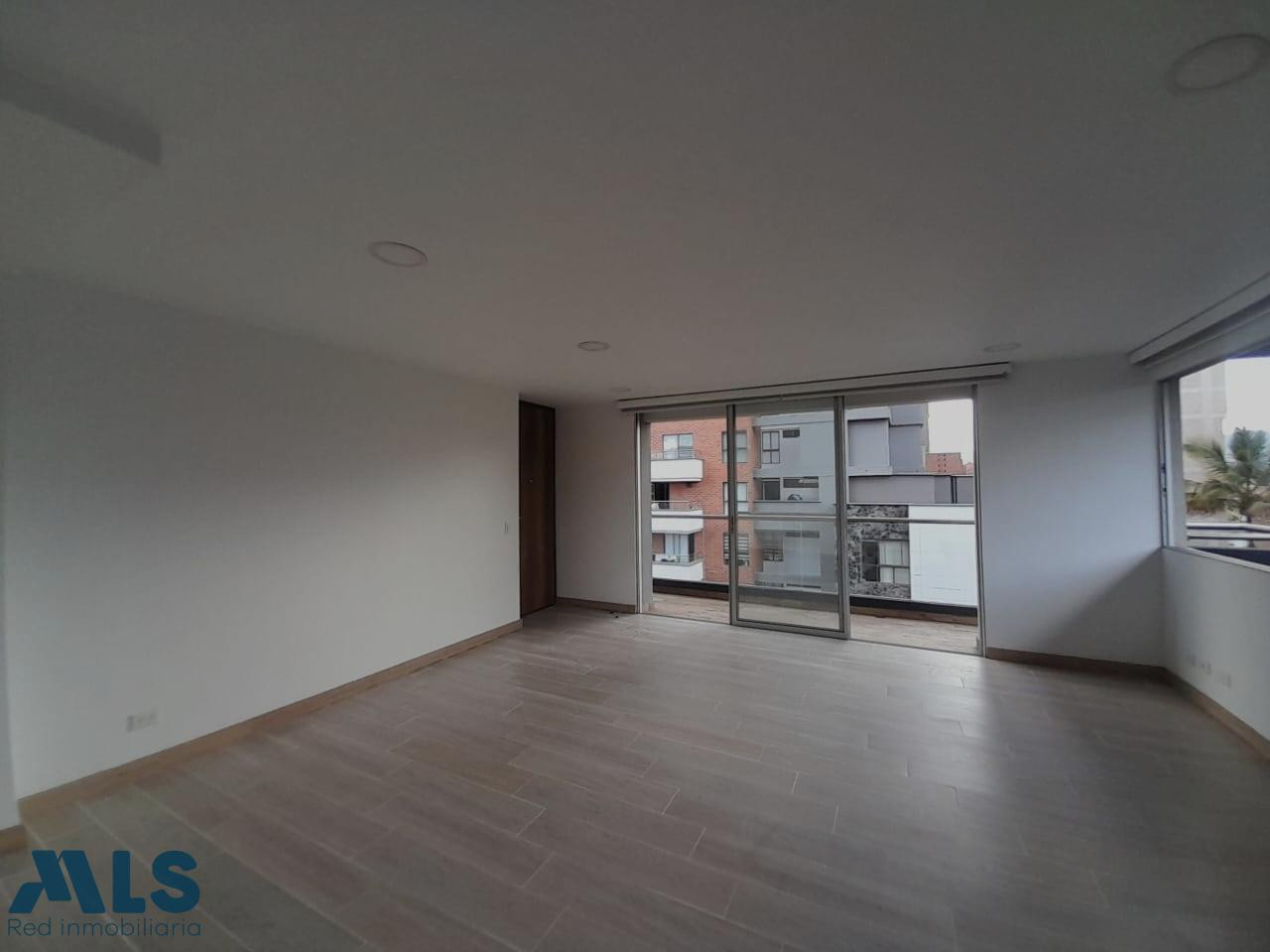 Se vende moderno apartamento en Laureles medellin - el nogal los almendros