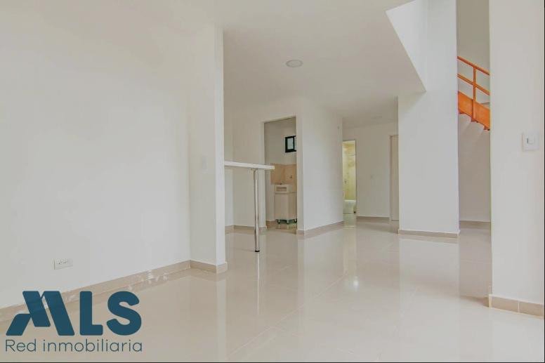 Apartamento de dos niveles en belen medellin - belen