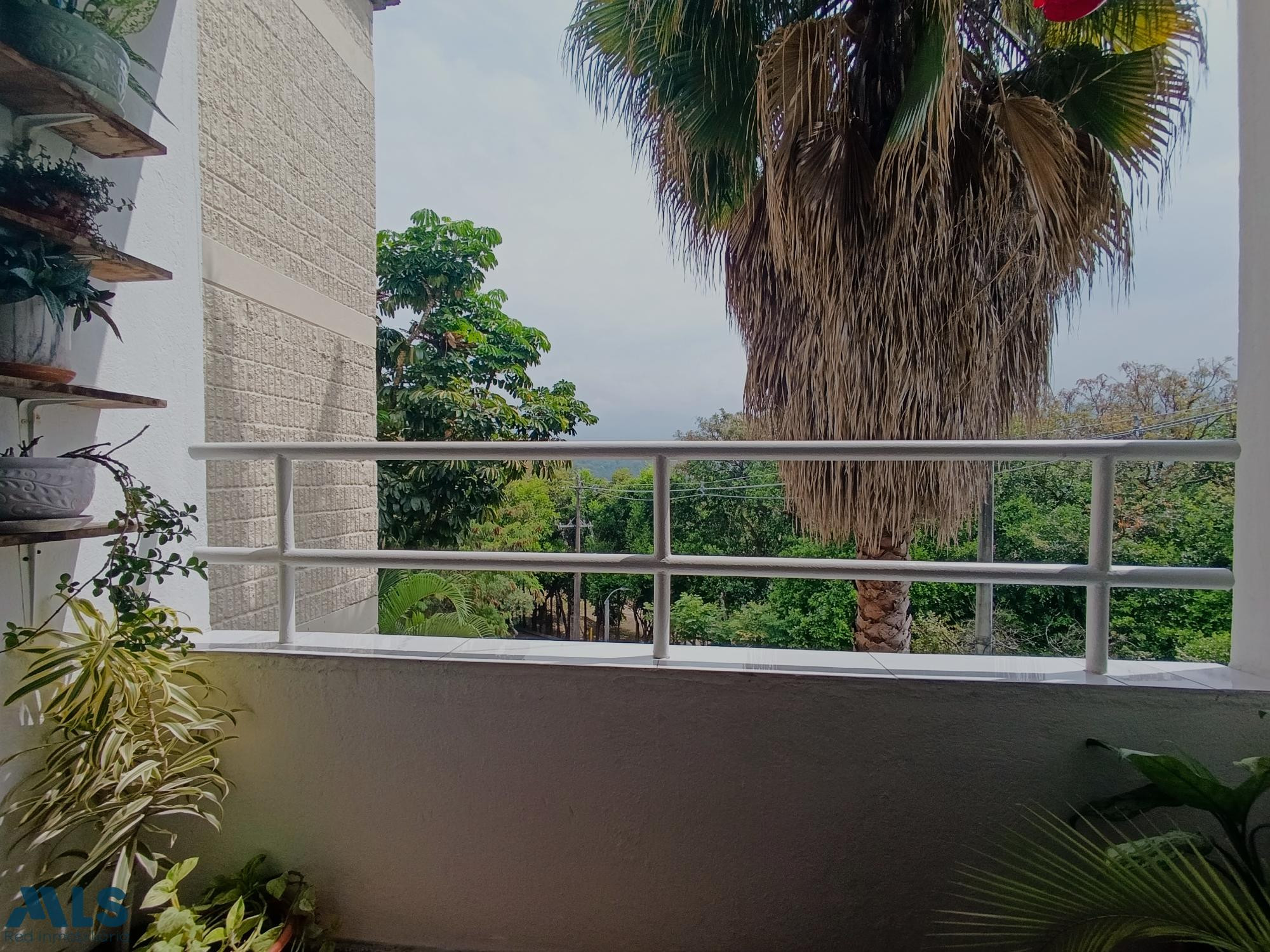 Apartamento tercer piso en venta en Belén Rosales medellin - belen rosales