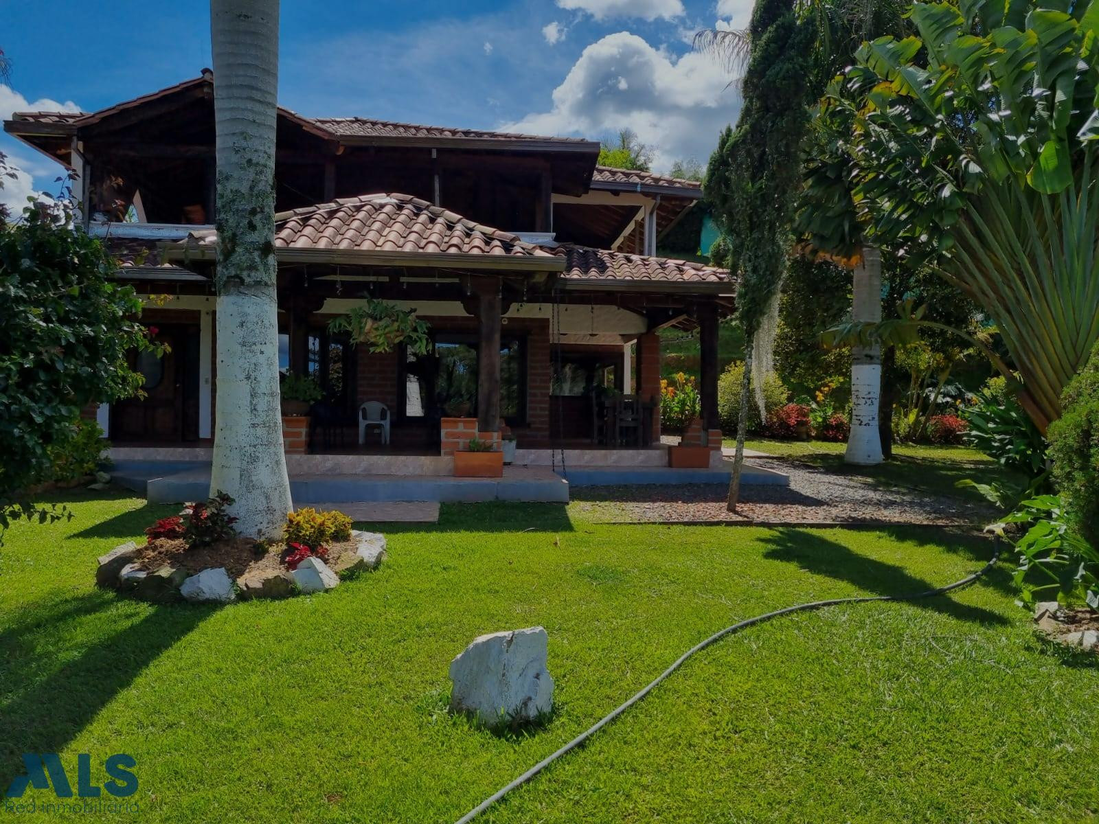 El lugar perfecto para coleccionar nuevas historias rionegro - v barro blanco