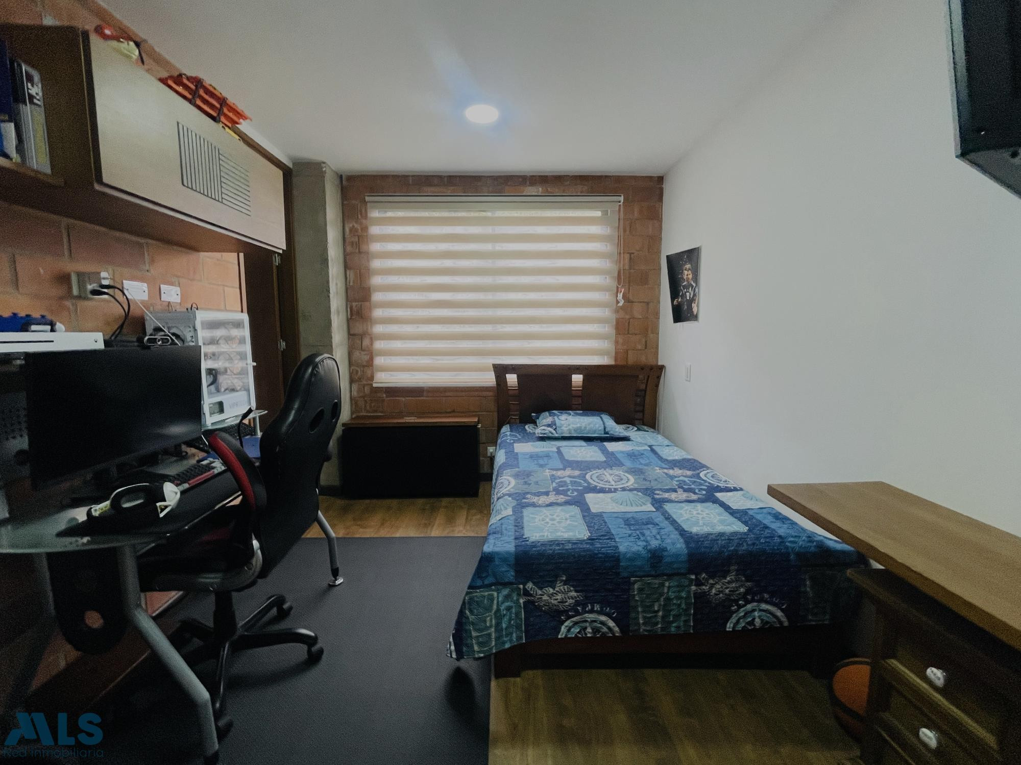 Casa espectacular en exclusivo sector del escobero con vista panorámica envigado - loma del escobero