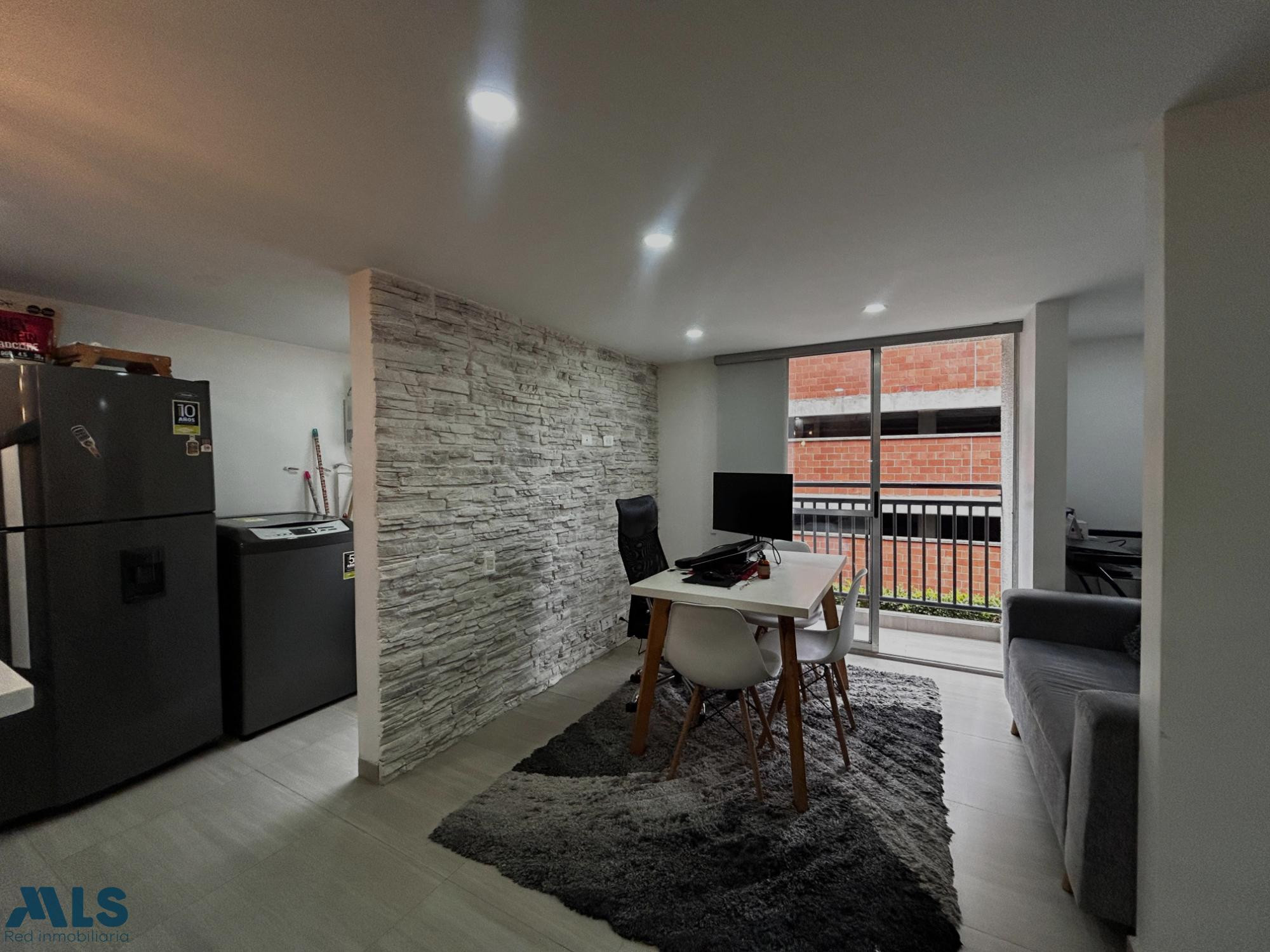 Apartamento en Unidad Cerrada con excelentes acabados bello - cabanas