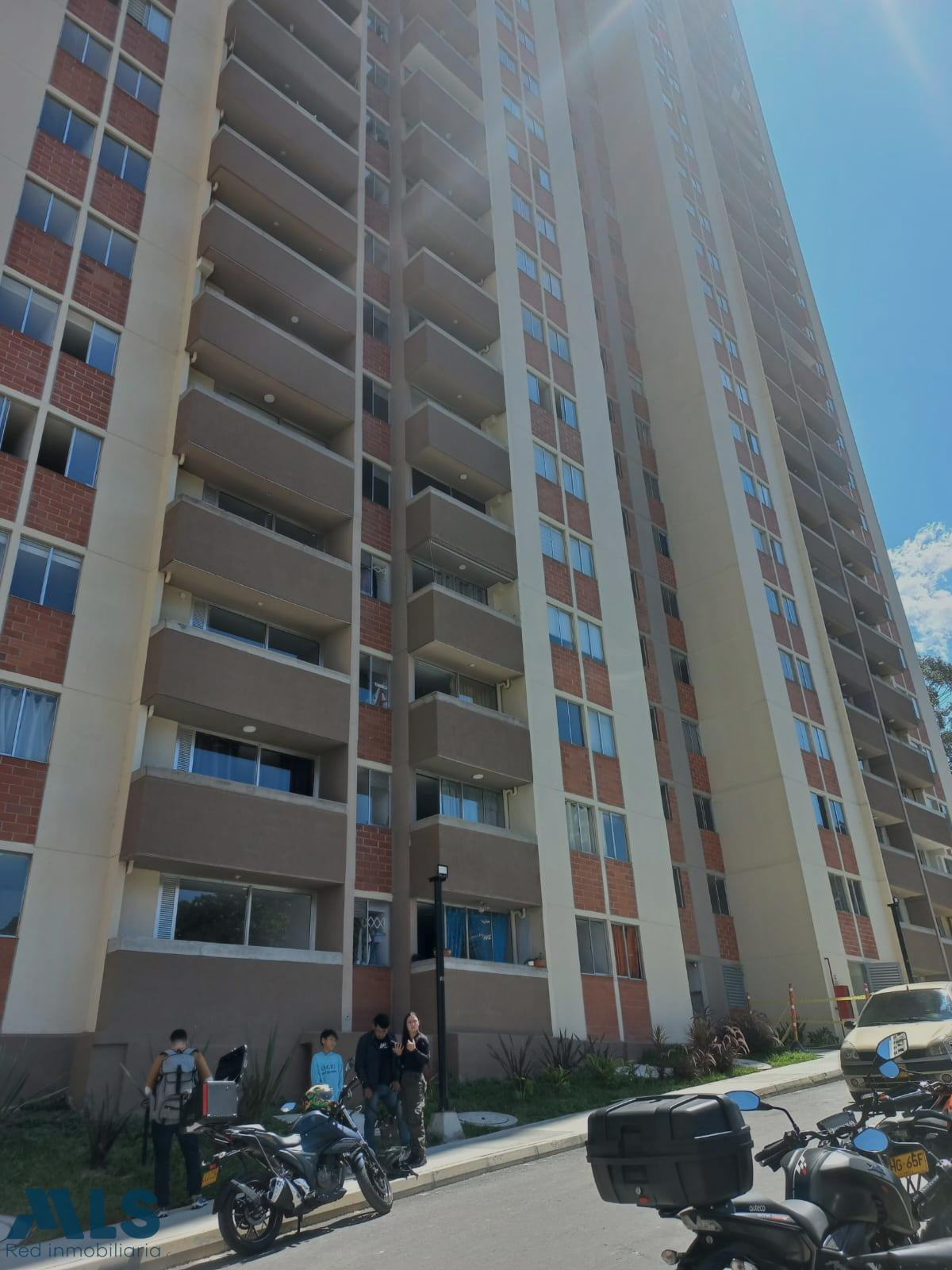 Apartamento en venta - para diseñar a tu gusto, y estrenar. bello - machado