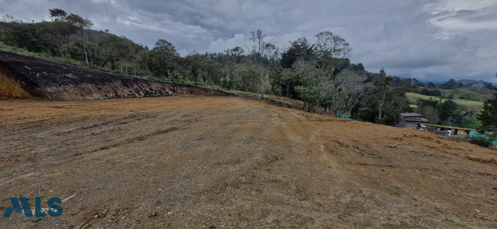 LOTE EN PARCELACIÓN EN EL RETIRO el-retiro - v el chuscal