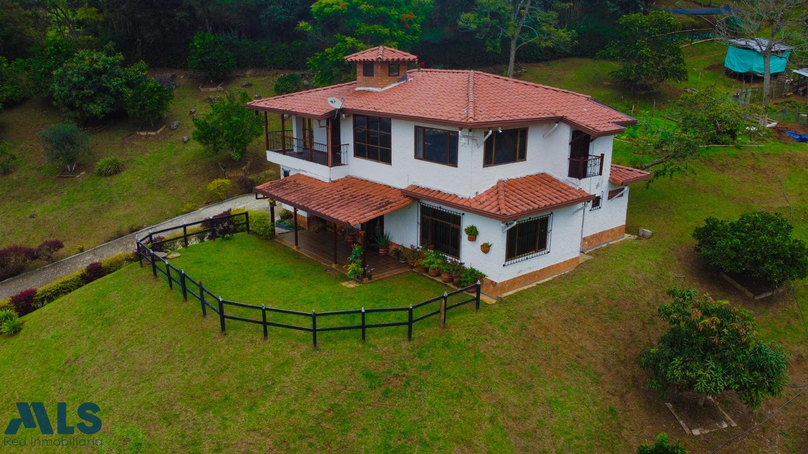 Espectacular Finca en Girardota a solo 30kms de Medellín girardota - v mangarriba