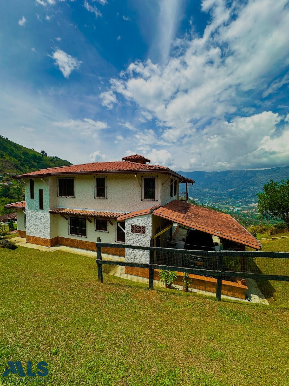 Espectacular Finca en Girardota a solo 30kms de Medellín girardota - v mangarriba