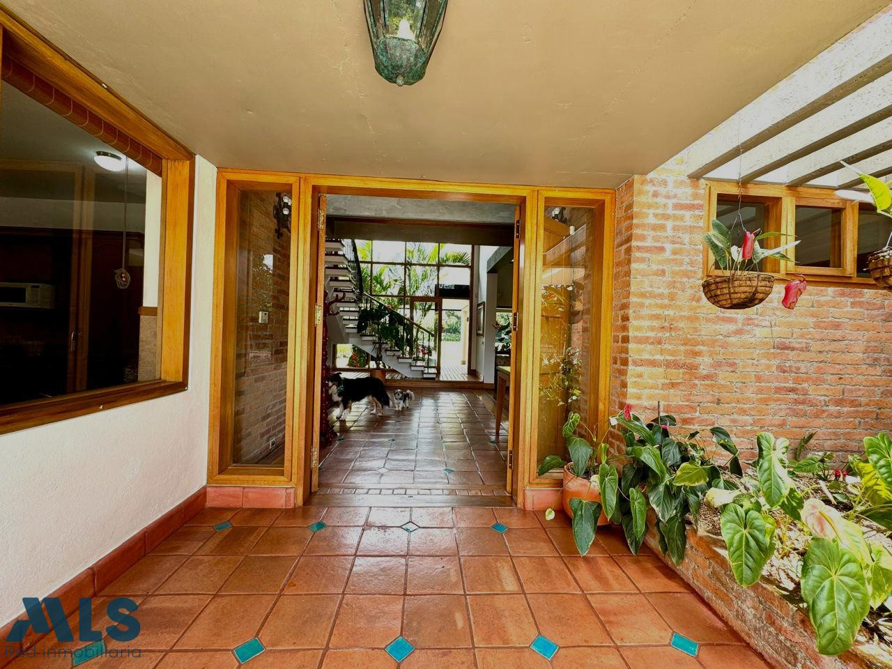 Vive el encanto de Llanogrande en esta majestuosa finca! llanogrande - v tres puertas