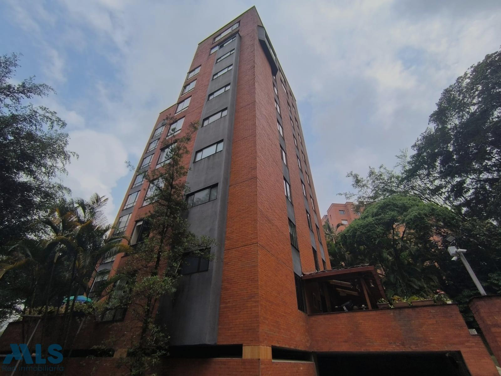 VENTAS AMPLIO APARTAMENTO EN EXCLUSICO SECTOR medellin - el tesoro
