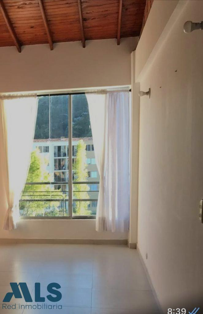 Apartamento en venta en El Retiro Edificio El Ciprés el-retiro - puro cuero