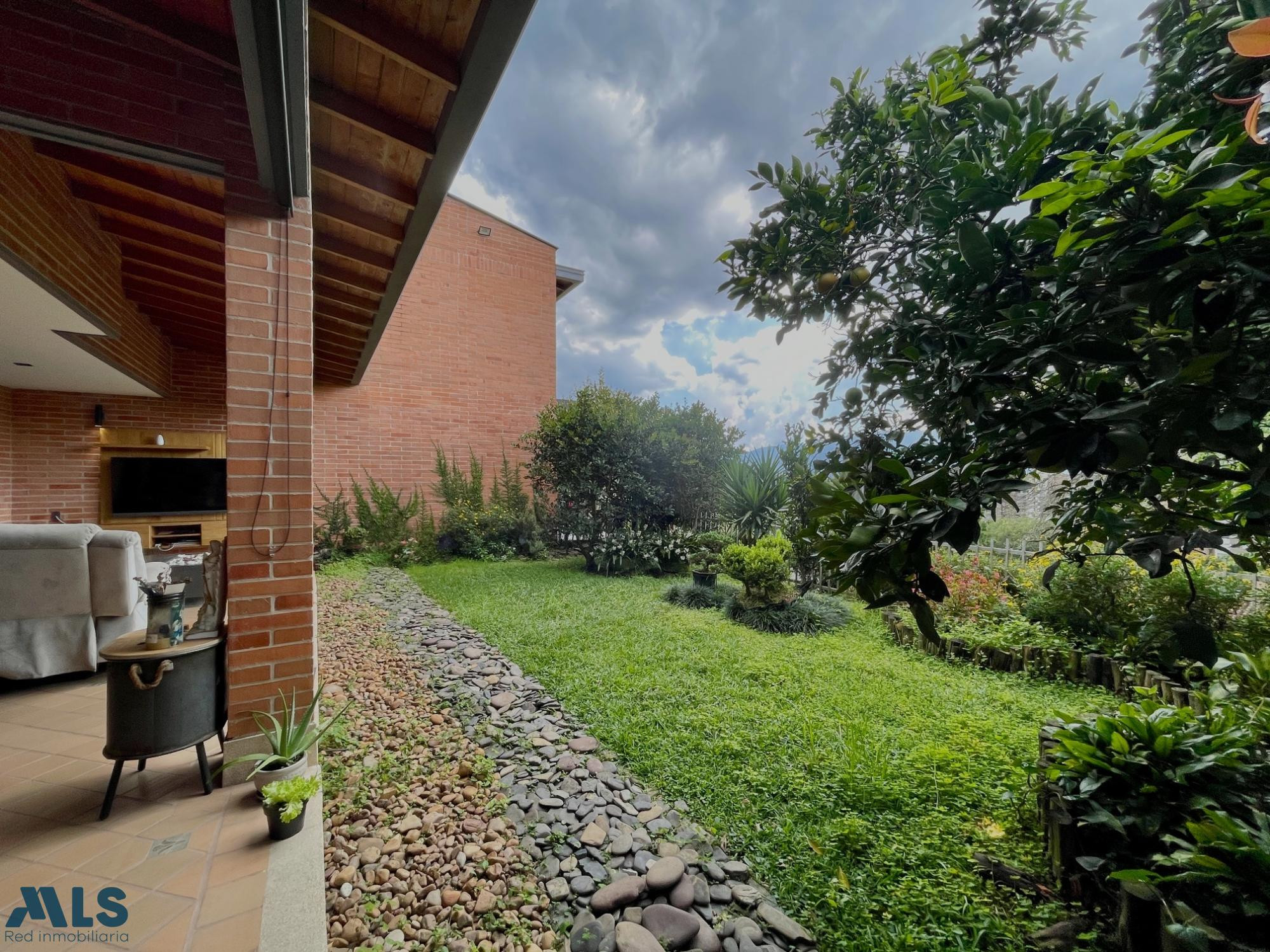 Casa en venta, Envigado La Sebastiana envigado - la sebastiana