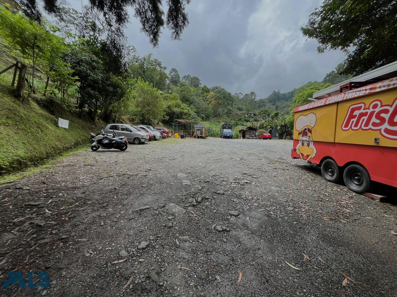 Lote estratégico en Envigado: Invierte en grande! envigado - el salado