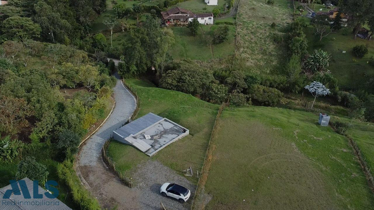 VENTA LOTE EN GUARNE 100 MTS ZONA URBANA CON AGUA guarne - v montanes