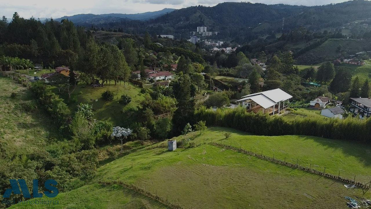 VENTA LOTE EN GUARNE 100 MTS ZONA URBANA CON AGUA guarne - v montanes