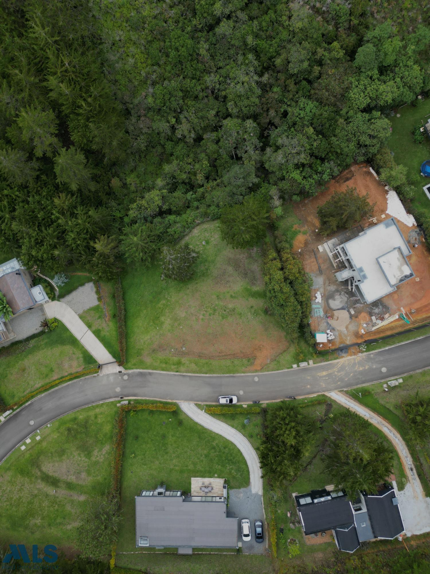 Lote en unidad cerrada muy aprovechable el-retiro - v el chuscal