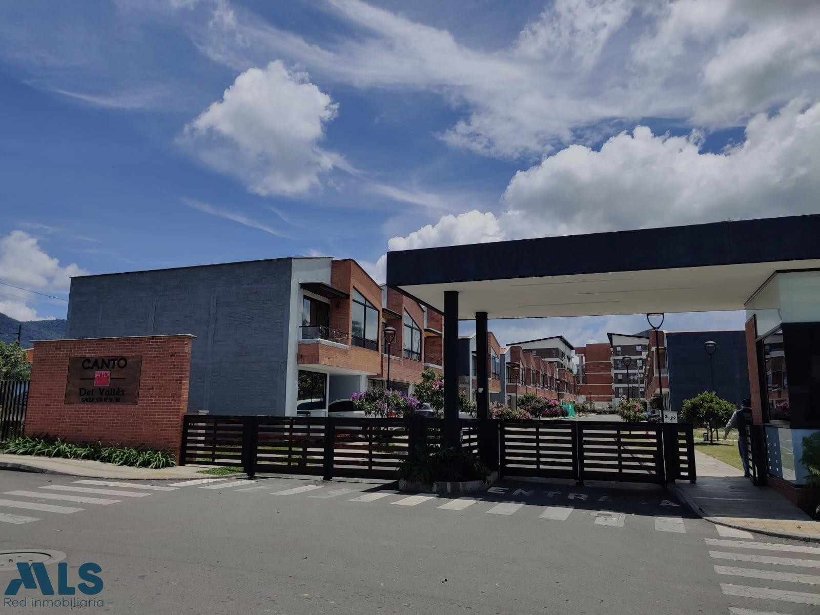Hermoso Lote Urbano en Condominio Cerrado la-ceja - via la ceja la union