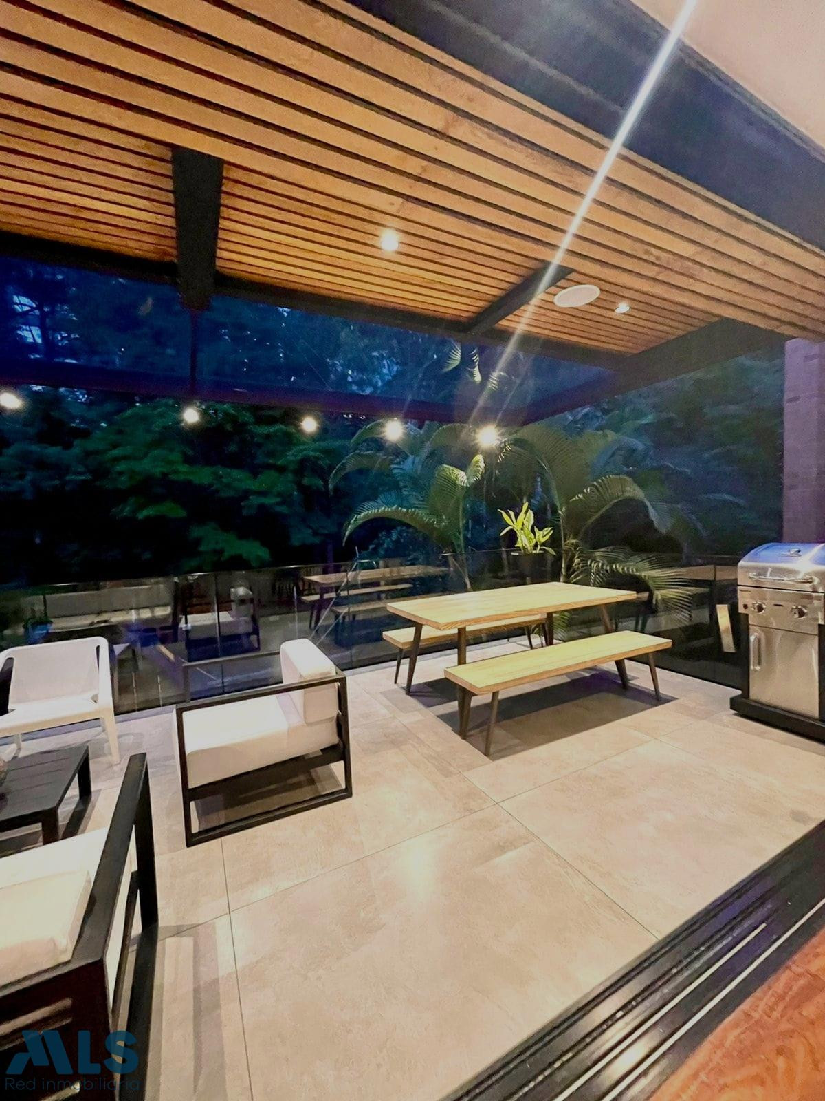 Casa completamente remodelada en el campestre medellin - el campestre