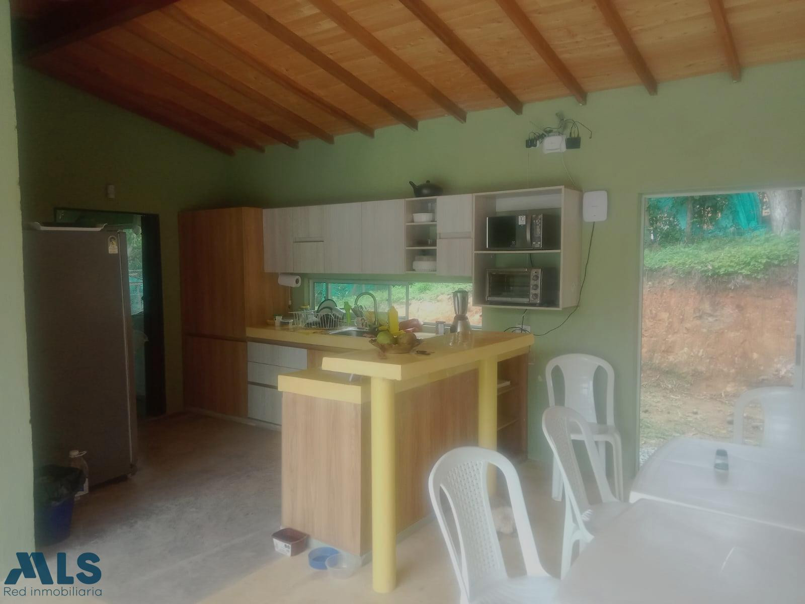 Paraíso cerca a Medellín sopetran - cuatro esquinas