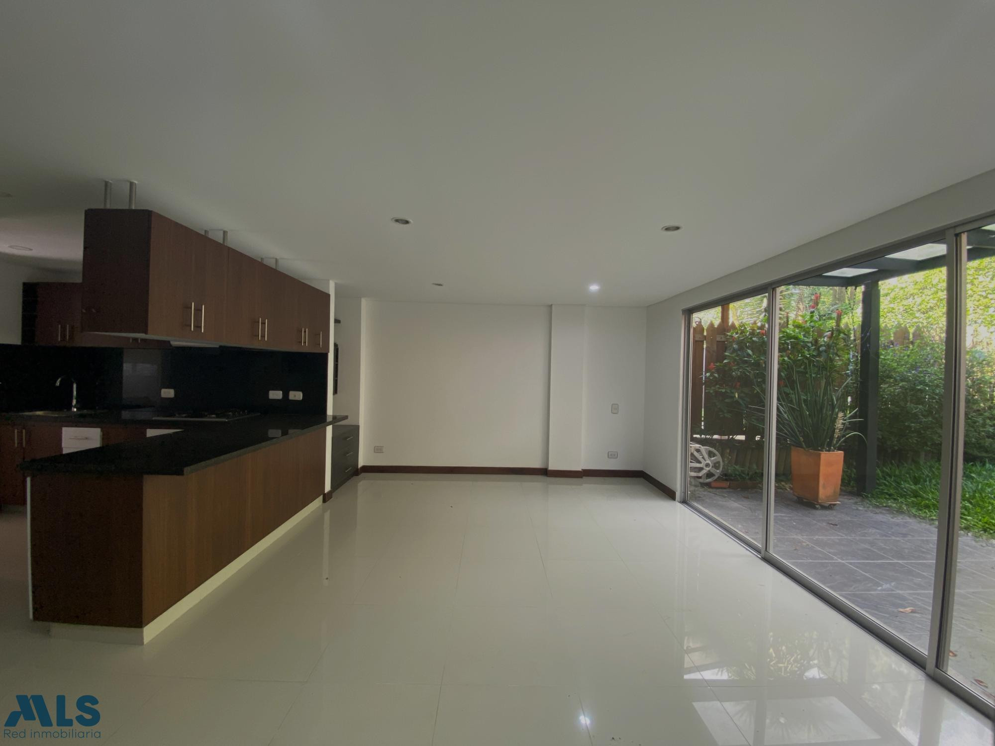 Venta de casa en el sector más apetecido de Envigado envigado - loma de benedictinos