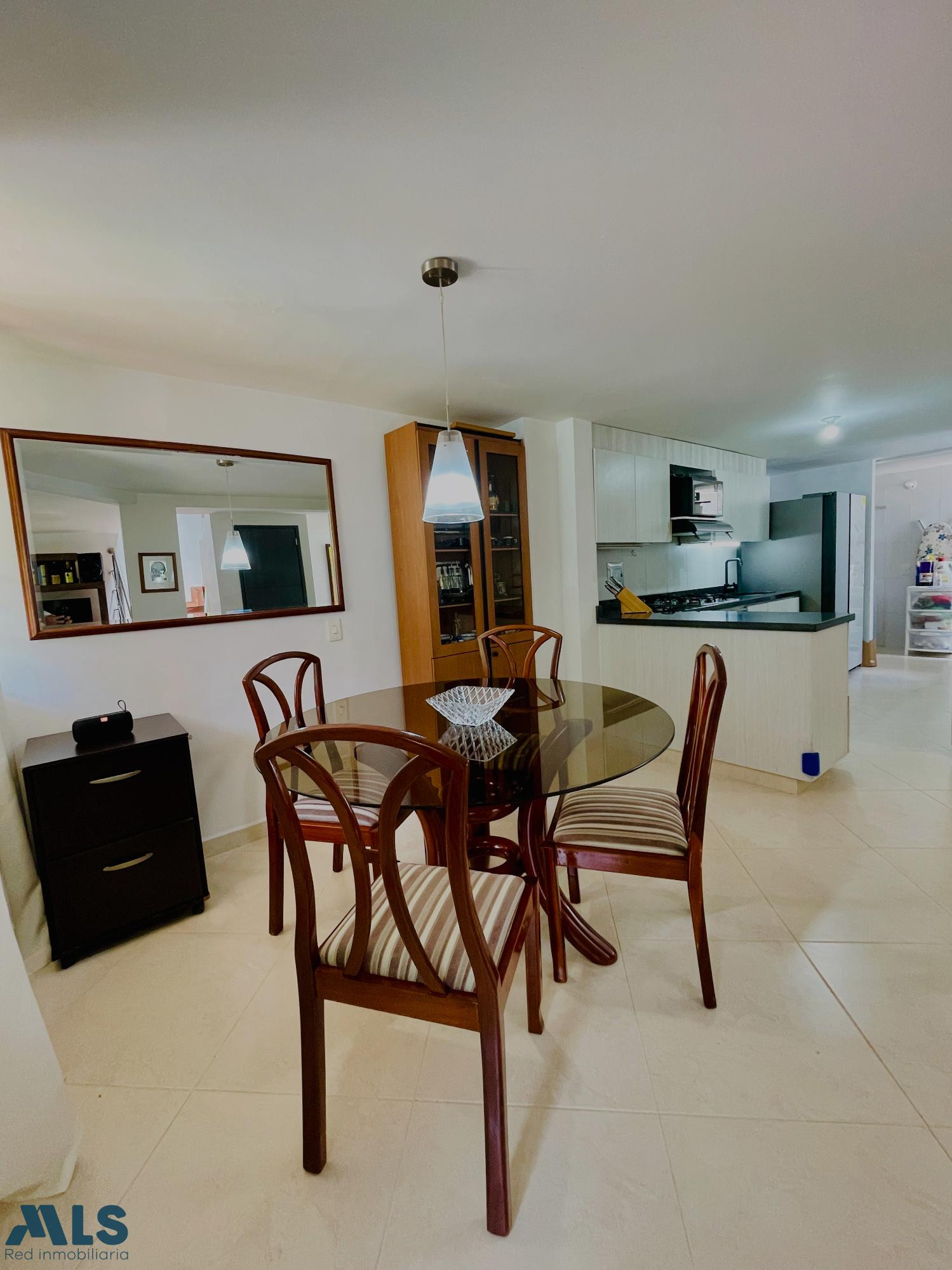 ¡Tu Nuevo Hogar te Espera en Exclusiva Unidad Residencial! envigado - las casitas
