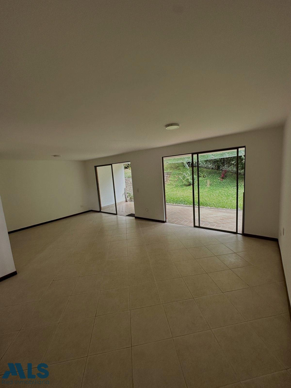 Hermosa y espaciosa casa envigado - el esmeraldal