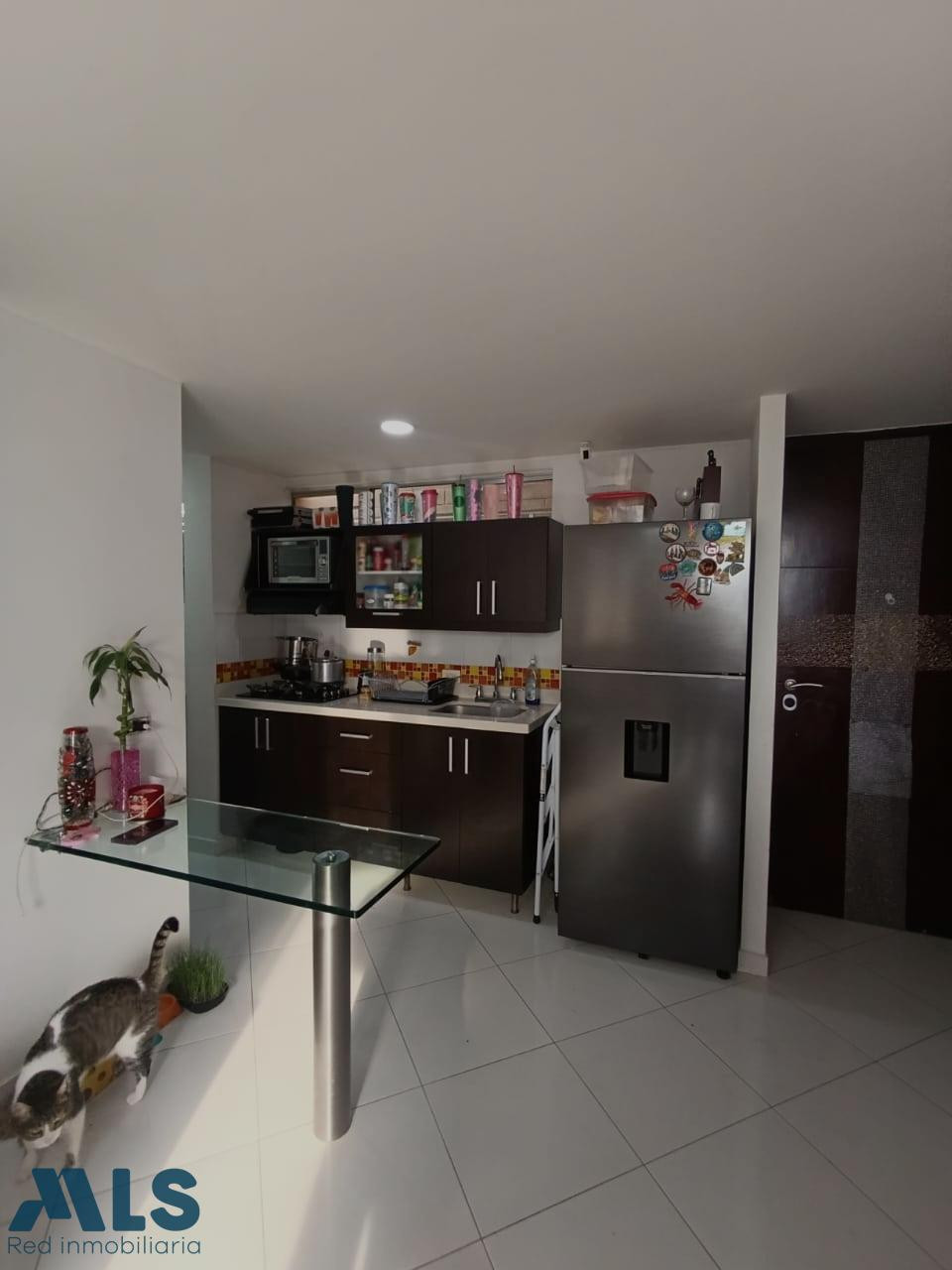 ¡Apartamento con excelente vista! medellin - loma del indio