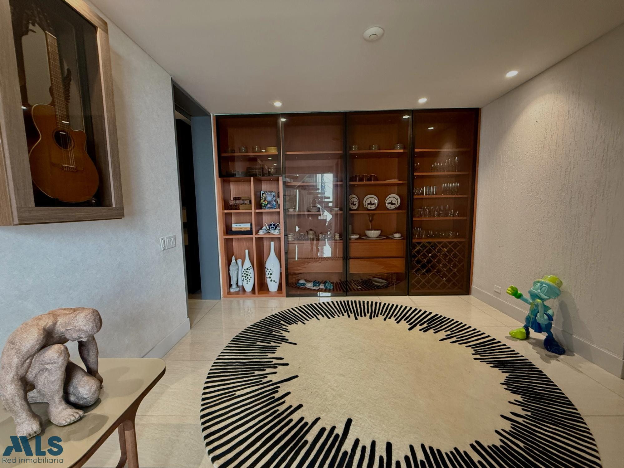Lujosa en casa en la unidad mas exclusiva de las palmas con vista 360 medellin - las palmas