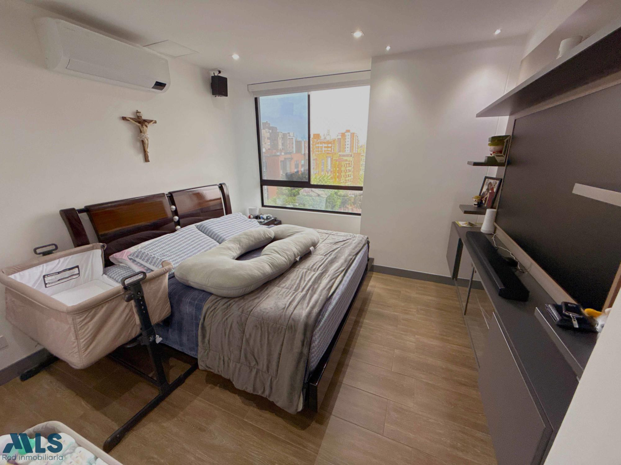 Apartamento moderno, 1.5 años construido con vista Envigado envigado - zuniga