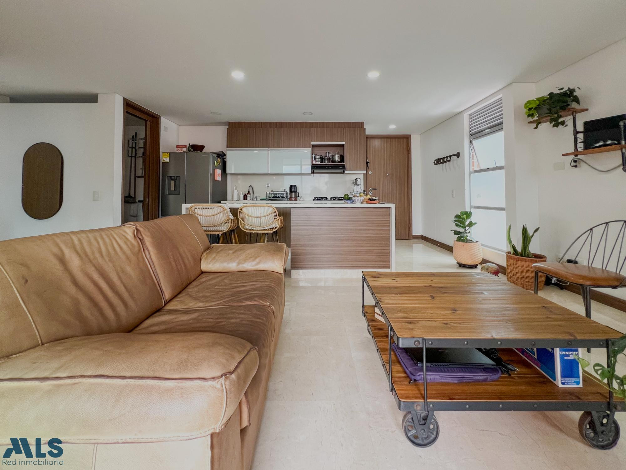 APARTAMENTO EN EL CORAZON DE LAURELES SIN RUIDO medellin - laureles