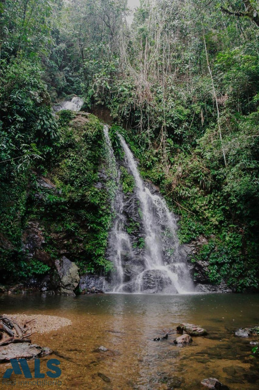 Comunidad de lotes de lujo en el Oriente san-carlos - vereda patio bonito