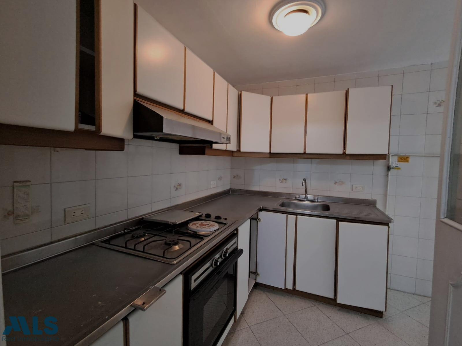 Venta de apartamento en Laureles, sector Santa Teresita medellin - santa teresita