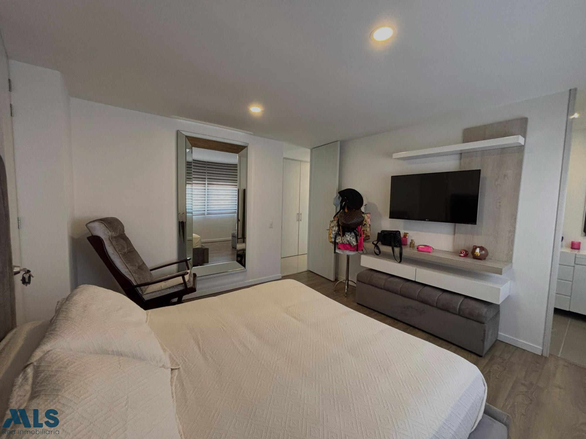 Hermoso apartamento en la Loma del Esmeraldal envigado - el esmeraldal