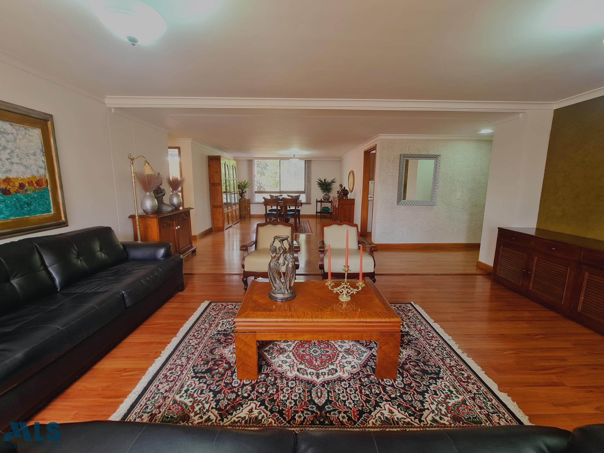 VENTA DE APARTAMENTO CON POTENCIAL PARA REMODELAR SECTOR DRIVE IN medellin - el campestre