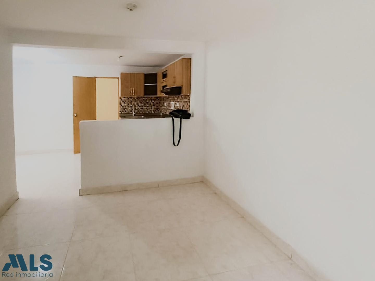 apartamento en venta, segundo piso en la américa medellin - la america
