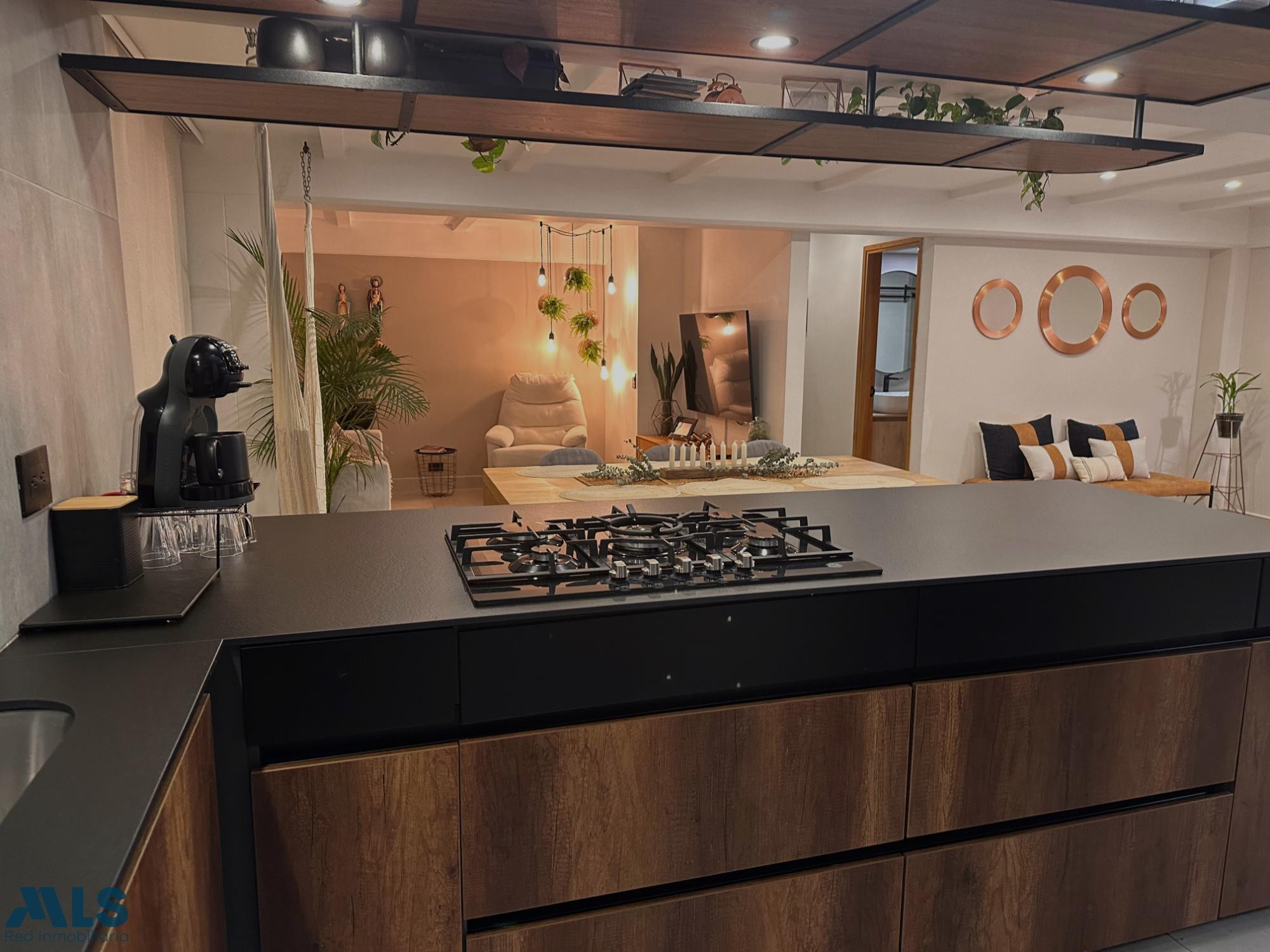 Moderno y estratégico: Apartamento en el Poblado. medellin - loma los gonzalez