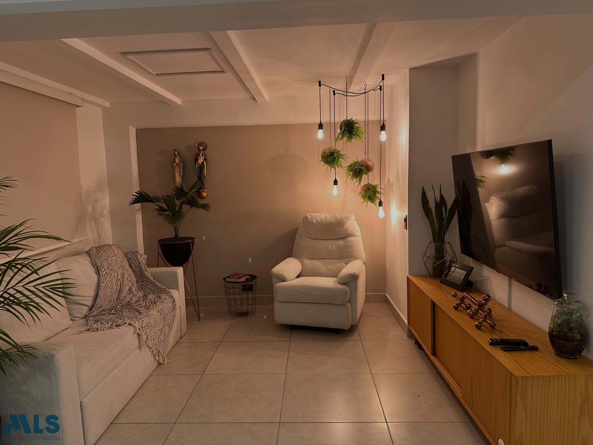 Moderno y estratégico: Apartamento en el Poblado. medellin - loma los gonzalez