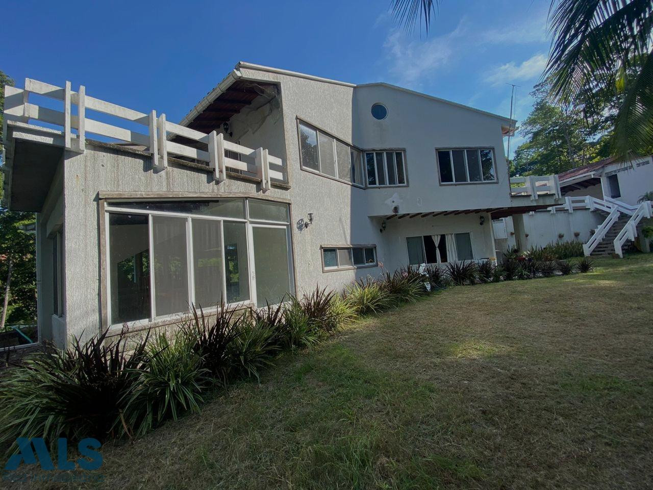 Oferta casa finca, 125.000 COP/m2 doradal - no aplica