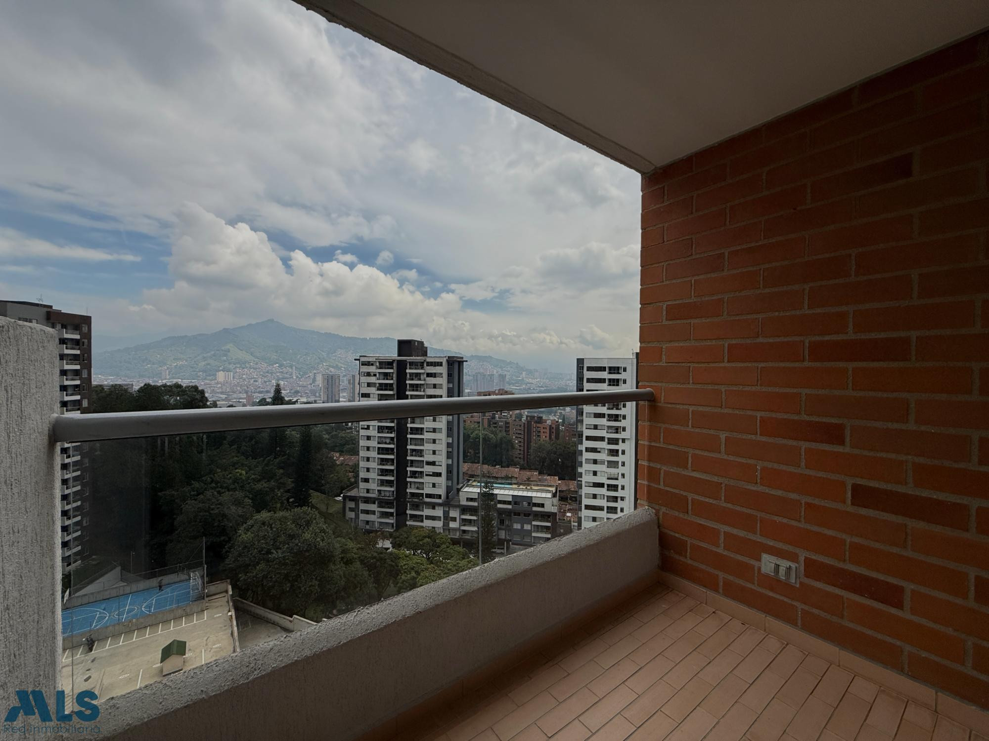 Apartamento con vista a la ciudad, La Cuenca Envigado envigado - la cuenca