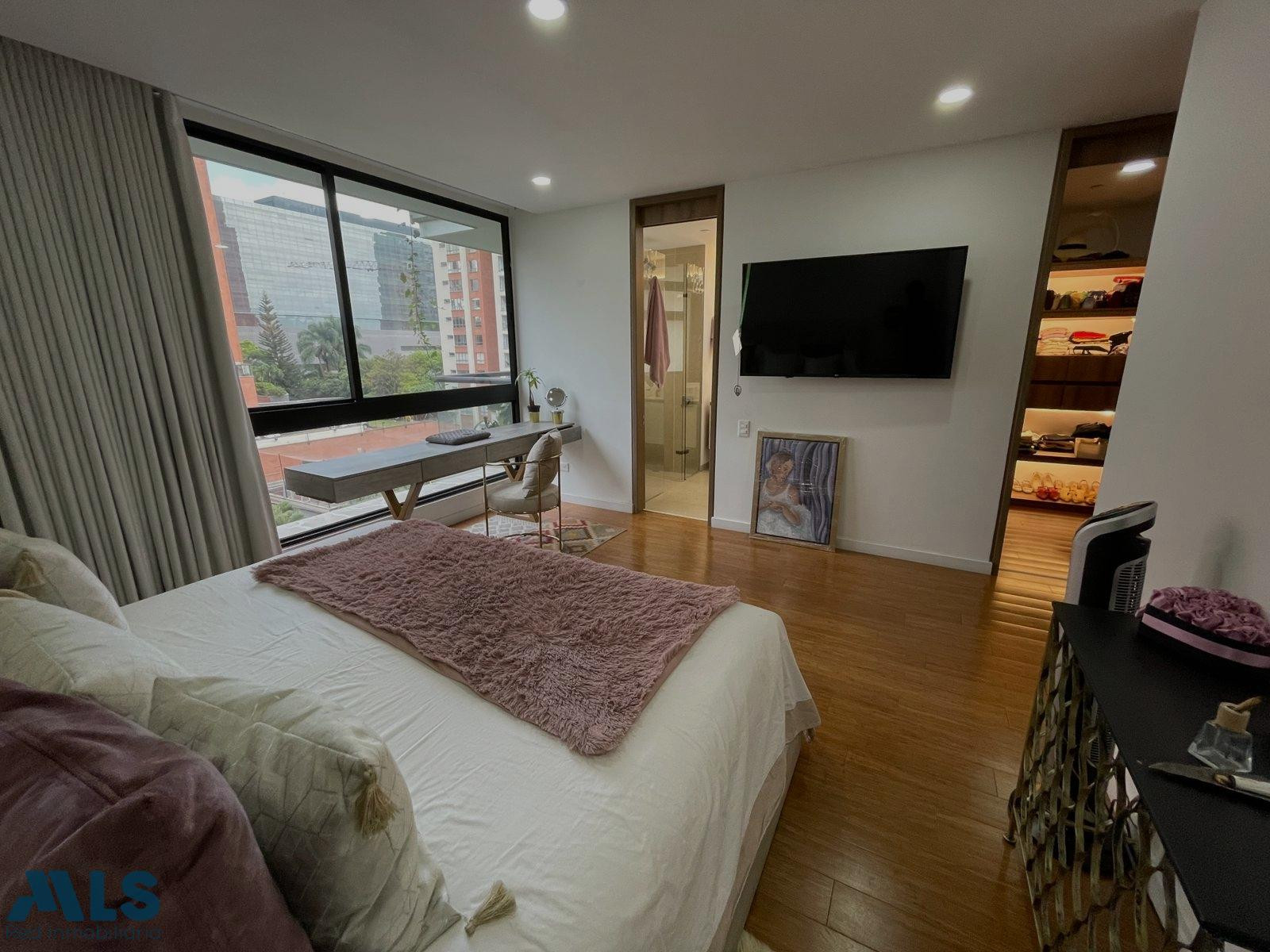 Apartamento moderno en Poblado medellin - santa maria de los angeles