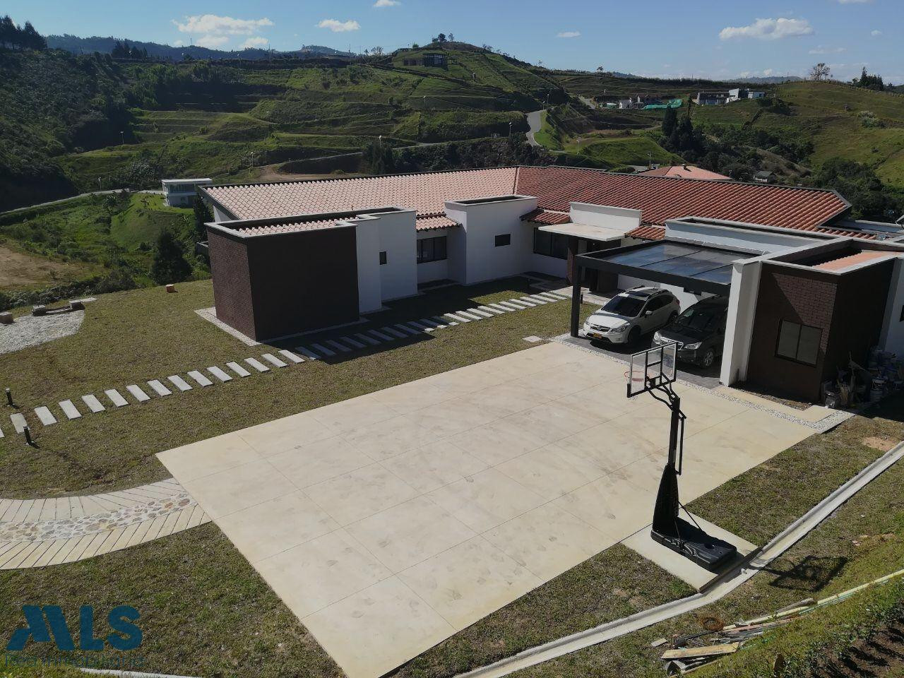 Casa Campestre en zona exclusivo y cerca al aeropuerto guarne - v la mosquita