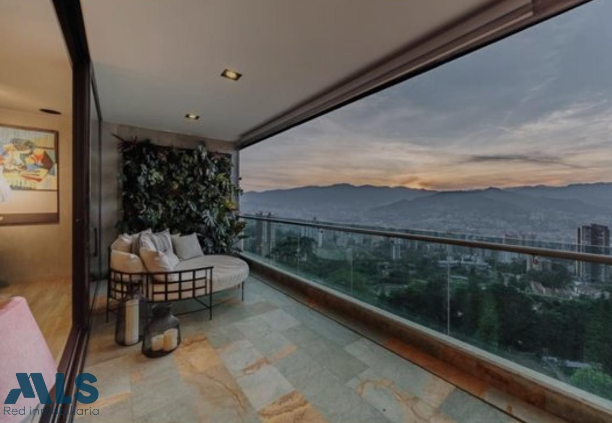 Exclusivo apartamento de lujo con vista a la ciudad medellin - los balsos no 1