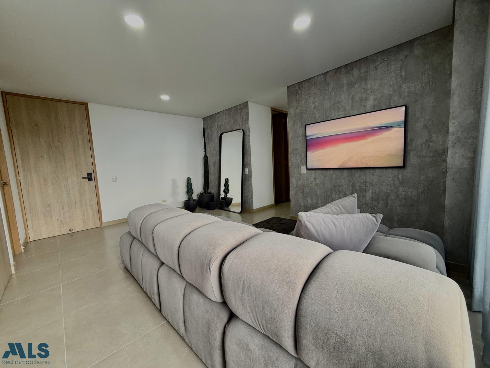 HERMOSO APARTAMENTO AMOBLADO CON VISTA A LA CIUDAD medellin - las palmas