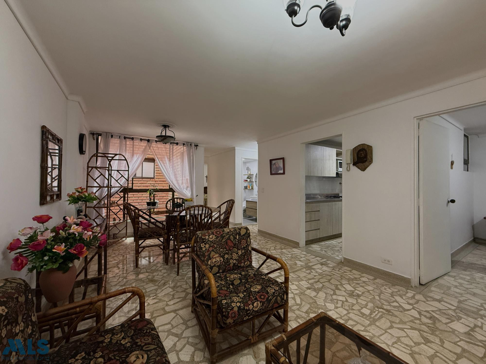 En venta acogedor apartamento en Simon Bolivar, Laureles medellin - simon bolivar