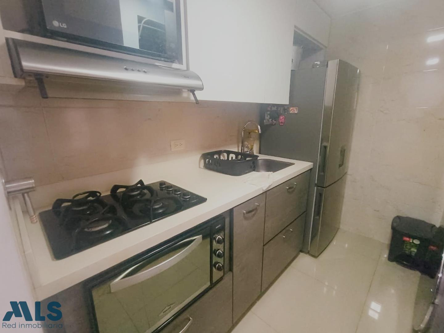 Apartamento en unidad cerrada medellin - calasanz parte alta