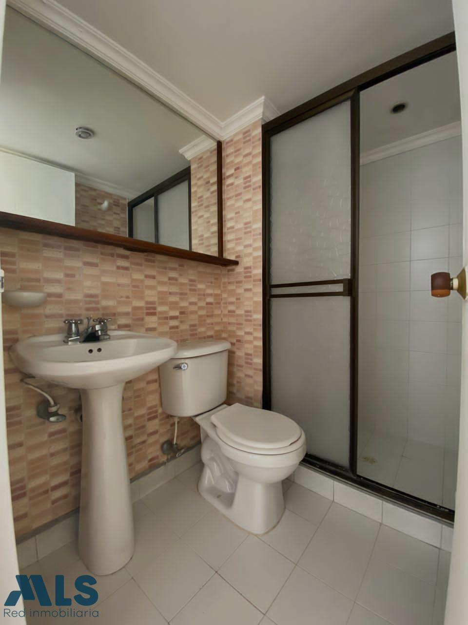 Apartamento en Laureles cerca a Santa Teresita medellin - laureles