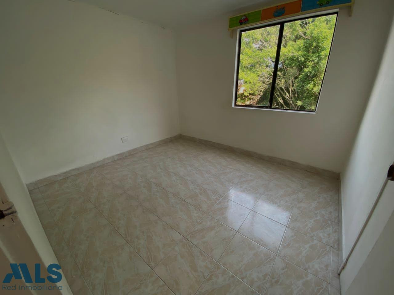 Apartamento en Laureles cerca a Santa Teresita medellin - laureles