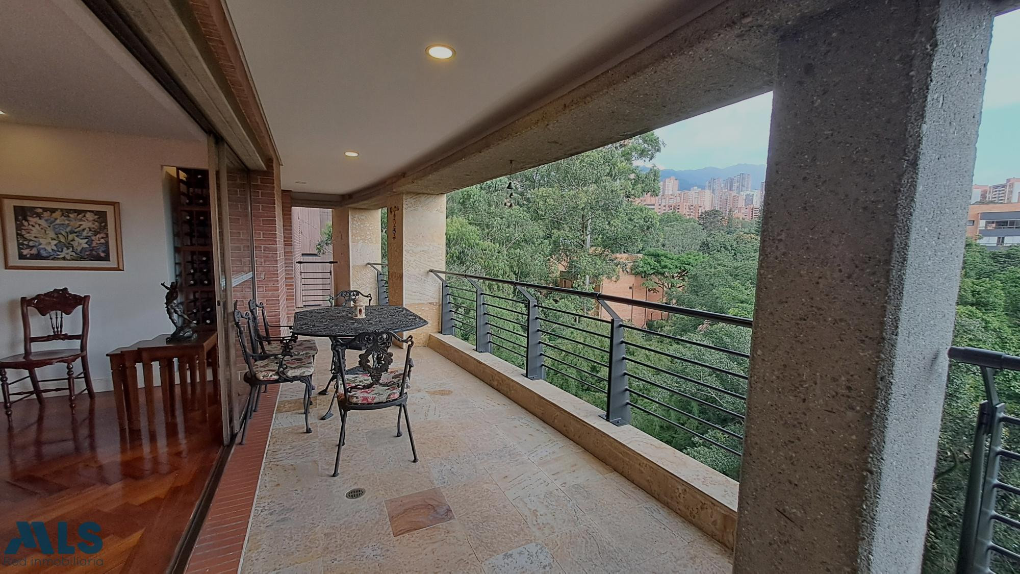 Cerca a Provenza medellin - las lomas no 1