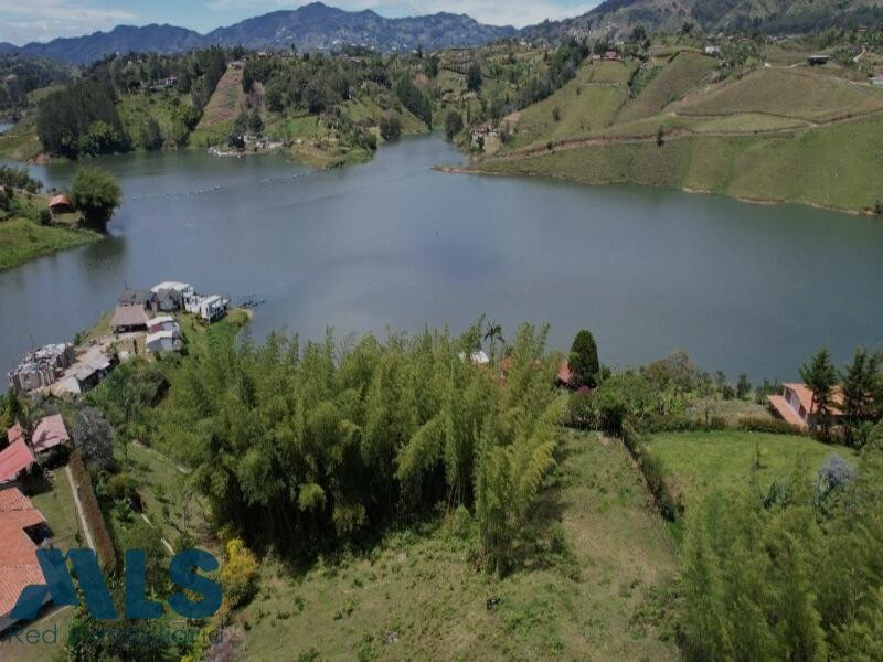 🏡 Lote en venta ubicado en Guatapé sector Vereda El Salto guatape - la piedra